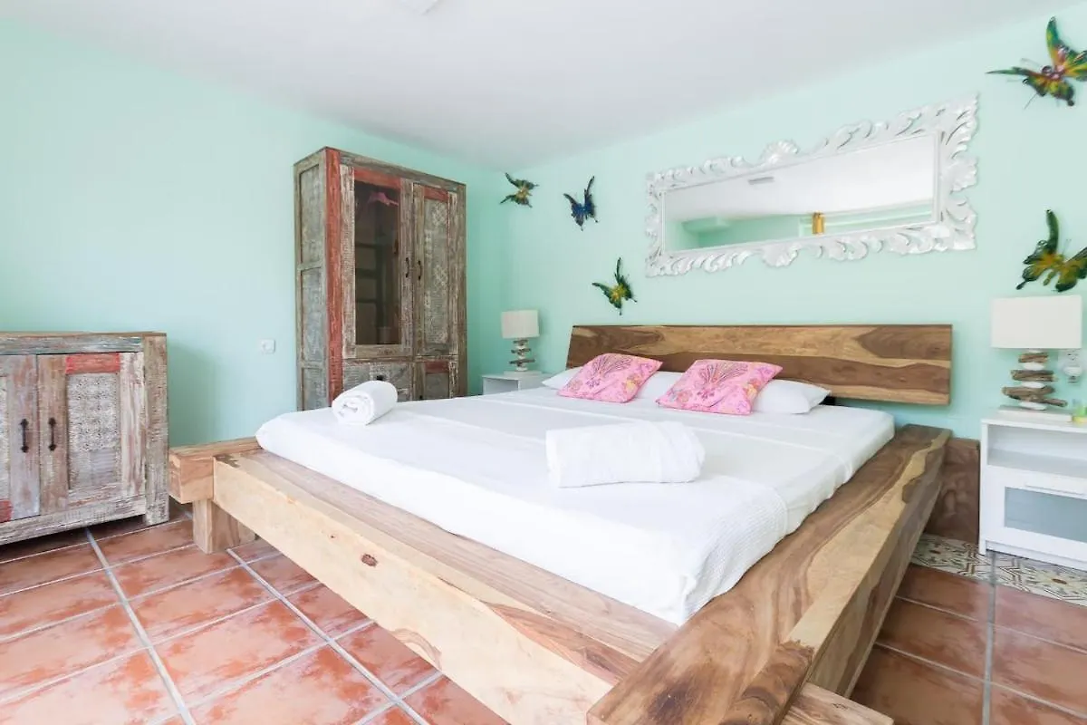 Classic Villa For 12- Pool, Bbq, Big Exterior Area BALEARIC ISLANDS 0*,