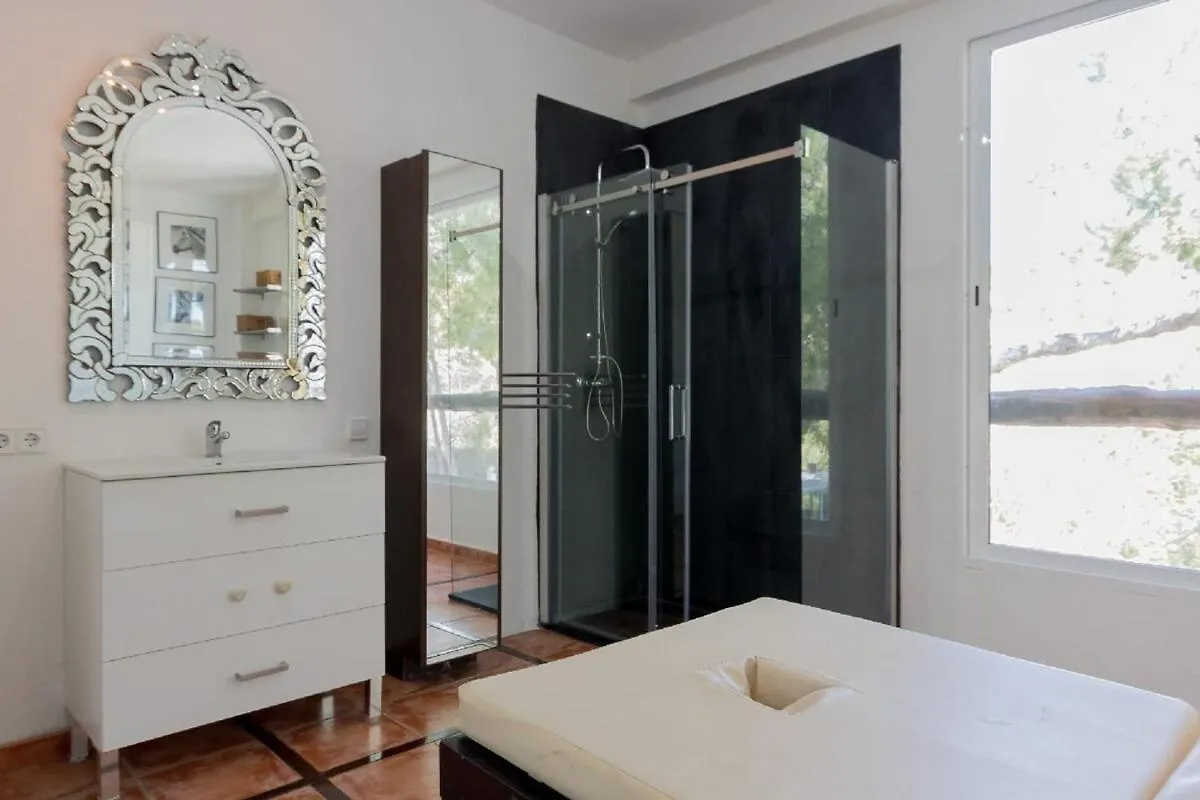 Classic Villa For 12- Pool, Bbq, Big Exterior Area BALEARIC ISLANDS Espanha