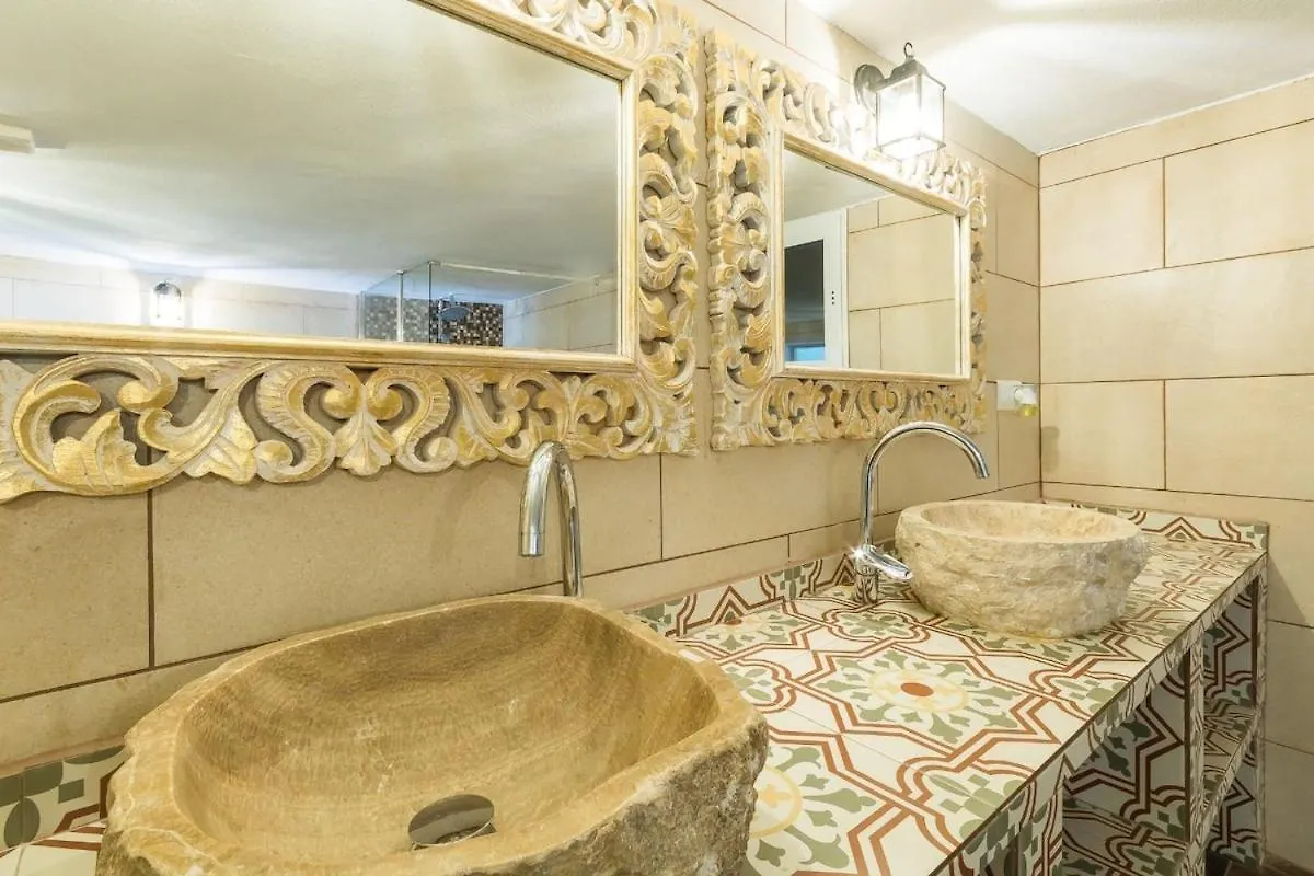 Classic Villa For 12- Pool, Bbq, Big Exterior Area BALEARIC ISLANDS