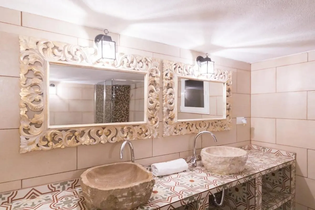 Classic Villa For 12- Pool, Bbq, Big Exterior Area BALEARIC ISLANDS
